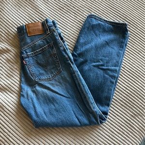 Levi’s Ribcage Straight Leg